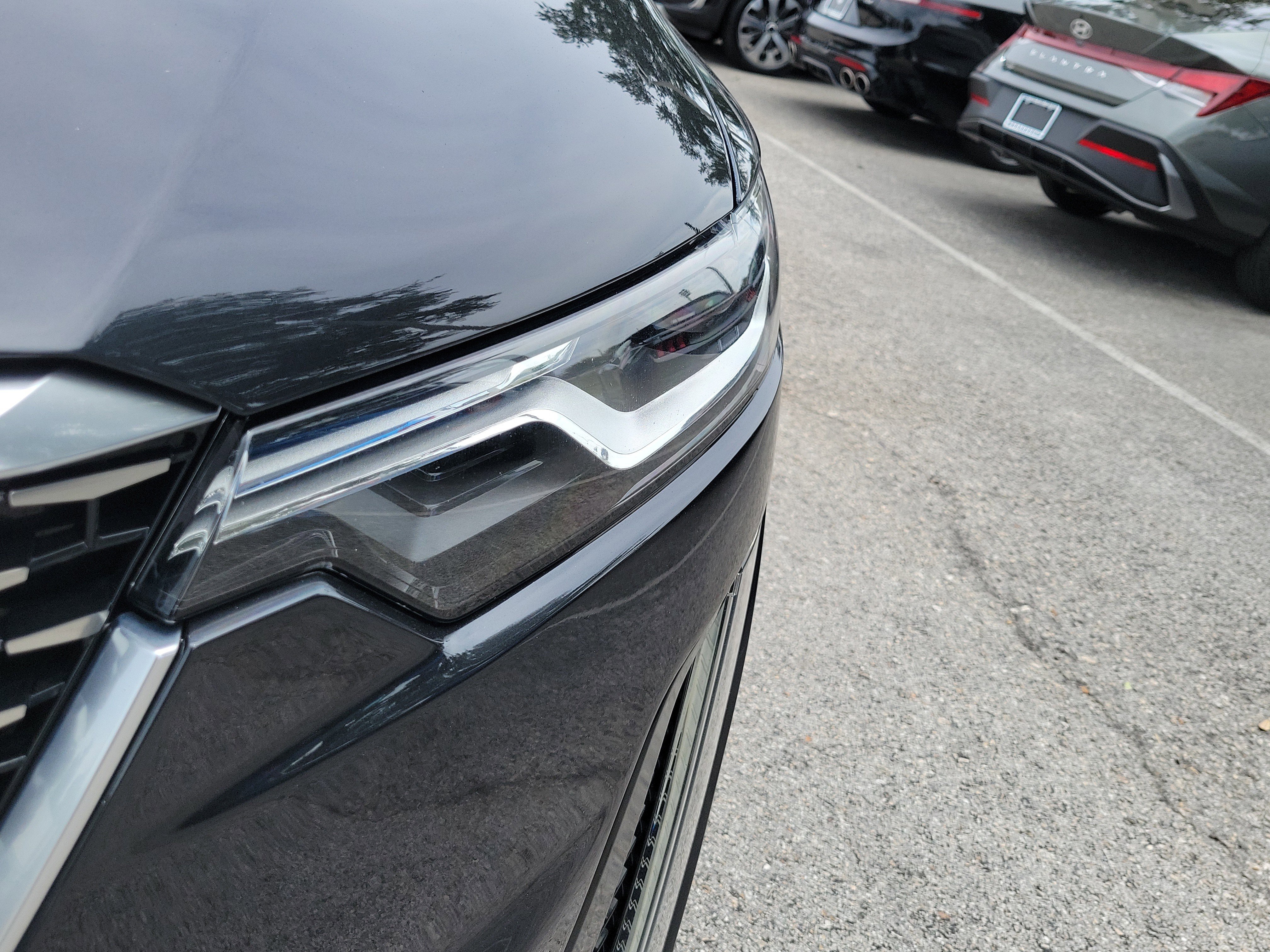 Used 2020 Cadillac XT6 Premium Luxury FWD image 3
