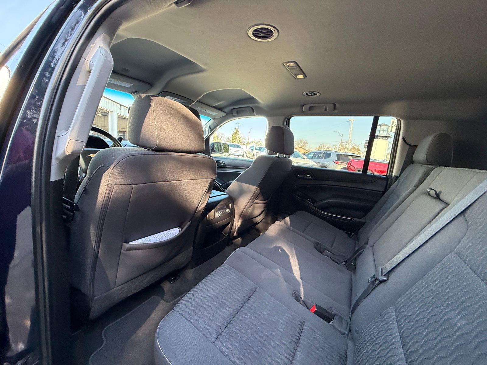 Used 2019 Chevrolet Suburban LS image 26