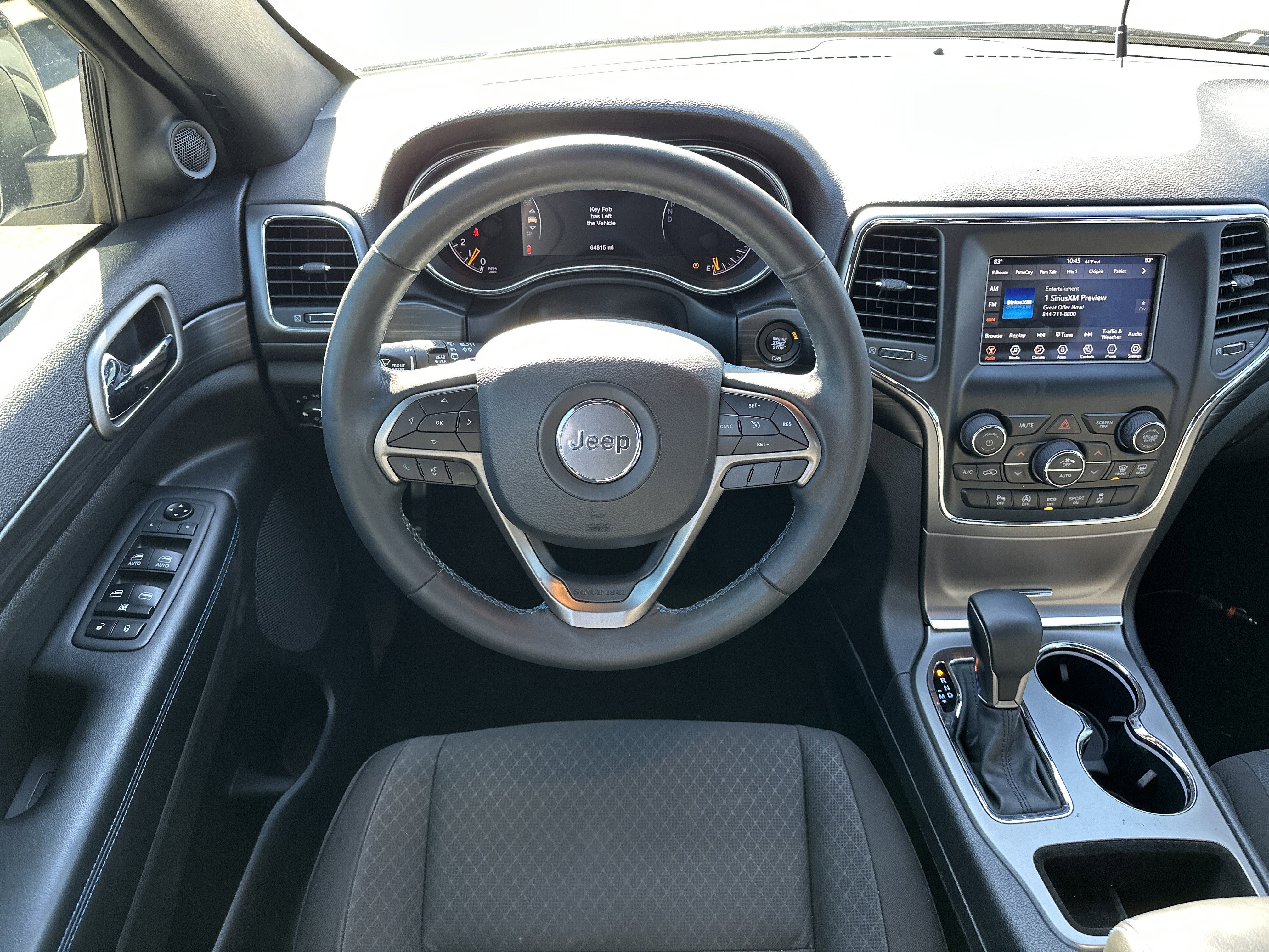 Used 2019 Jeep Grand Cherokee Laredo image 24