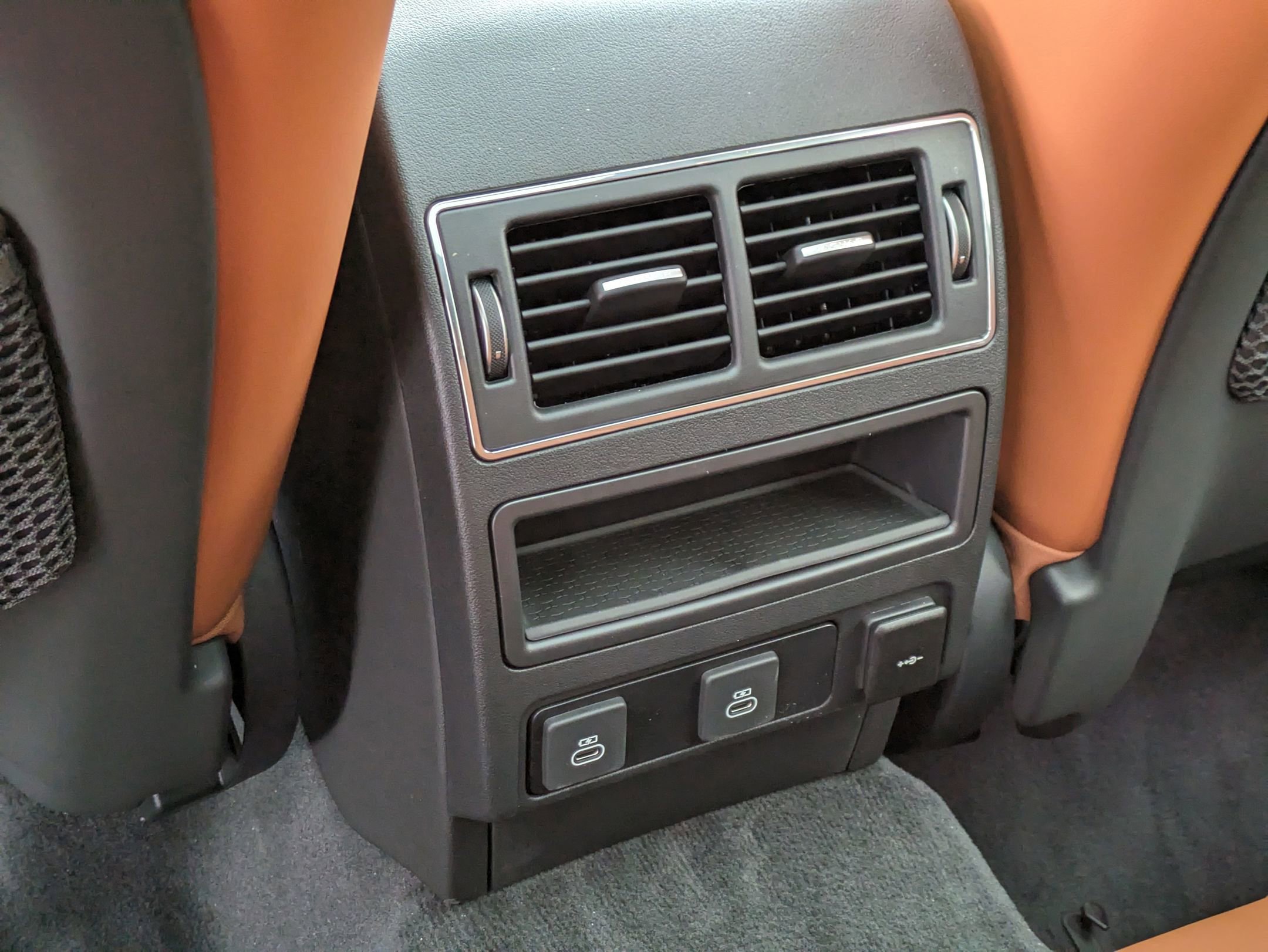 New 2026 Jaguar F-PACE R-Dynamic S image 24