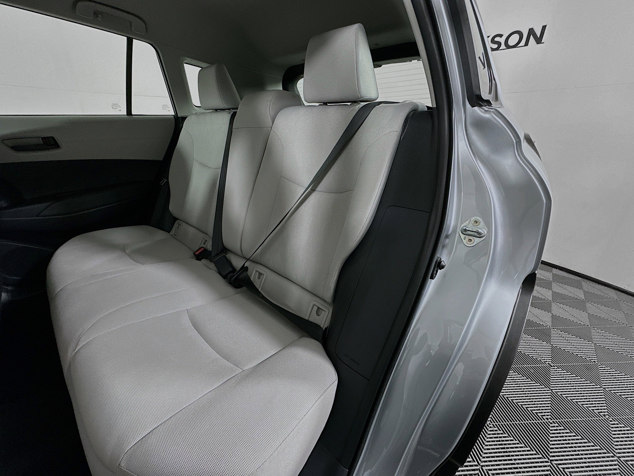 Used 2024 Toyota Corolla Cross L image 25