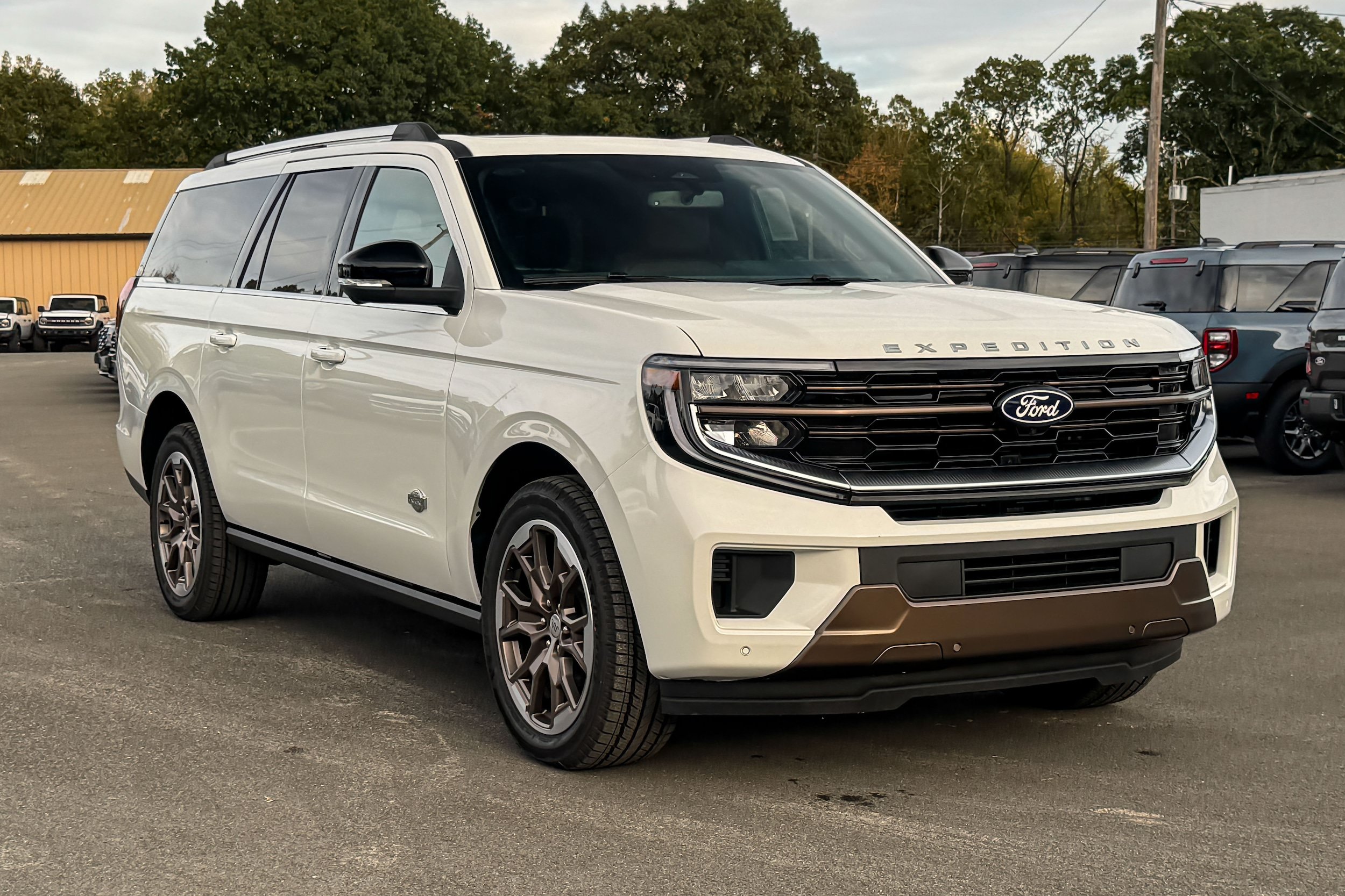 New 2027 Ford Expedition Max King Ranch AWD/4WD image 1