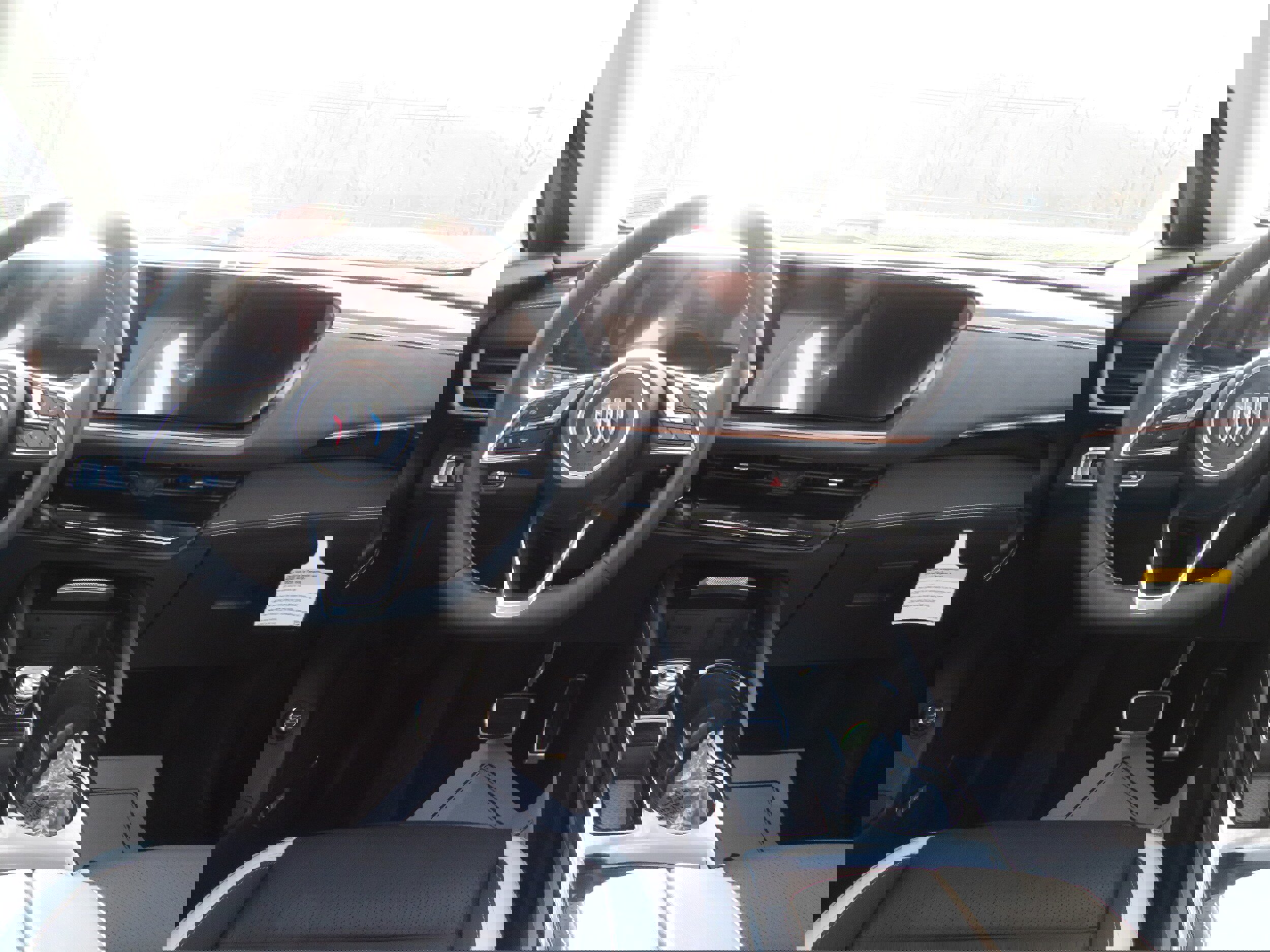 New 2025 Buick Envision Sport Touring image 9