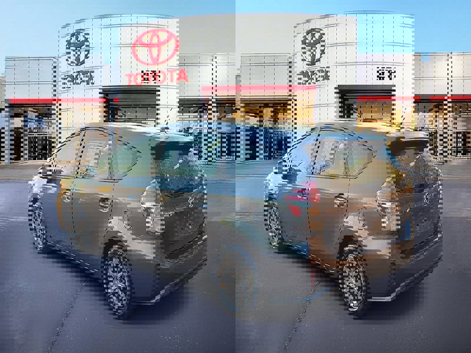 Used 2016 Toyota Prius V Three image 6