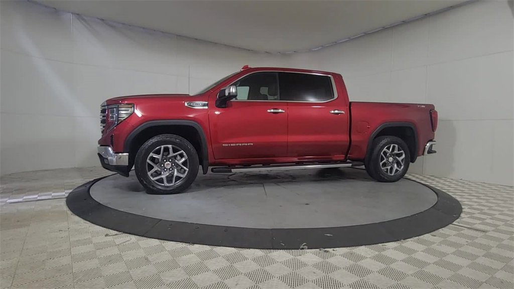 Used 2023 GMC Sierra 1500 SLT w/ SLT Premium Plus Package image 4
