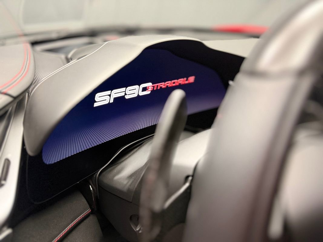 Used 2021 Ferrari SF90 Stradale AWD/4WD image 18