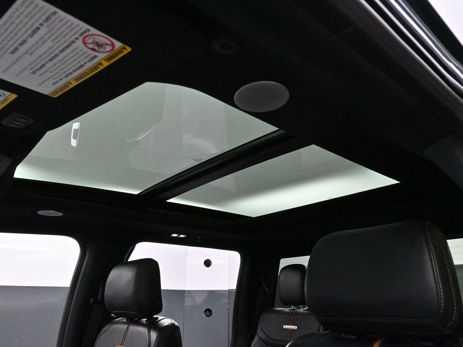 Used 2023 Ford F350 Platinum image 27