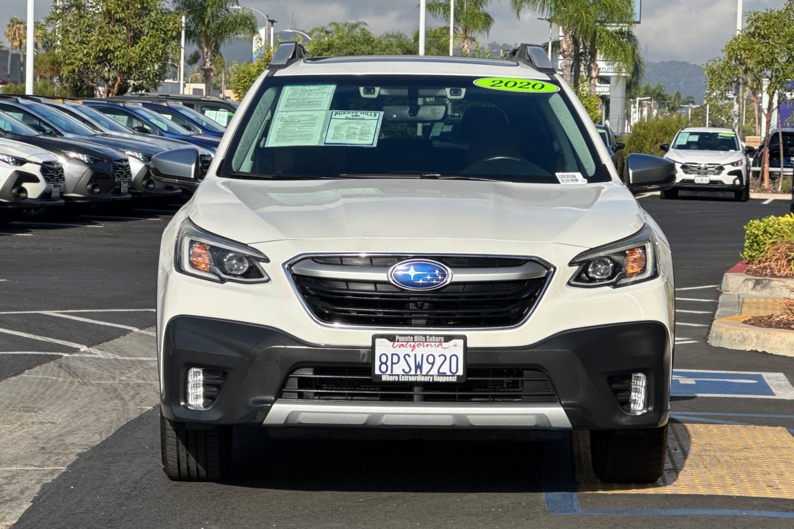 Used 2020 Subaru Outback Touring AWD/4WD image 9