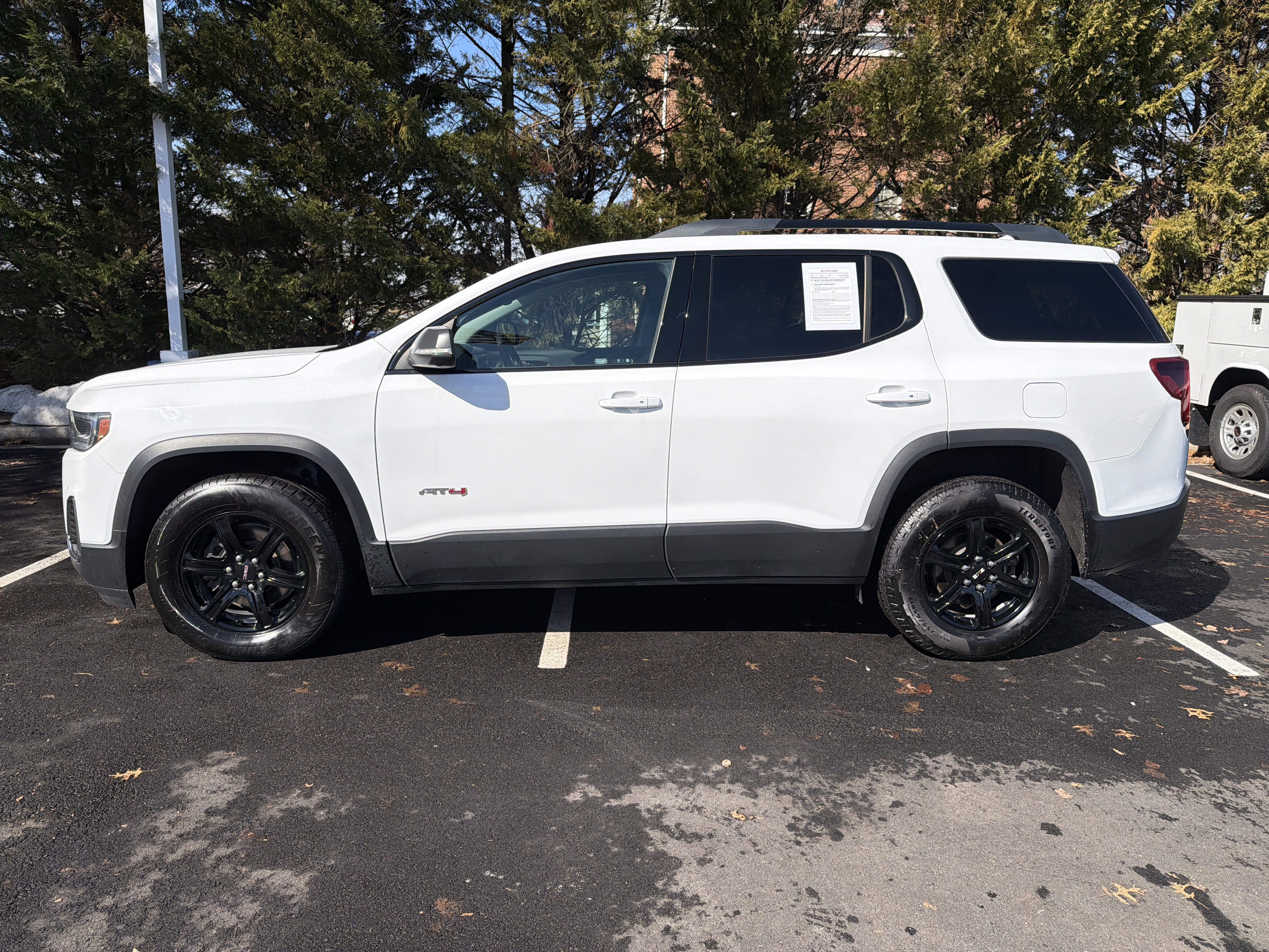 Used 2023 GMC Acadia AT4 w/ Technology Package image 7