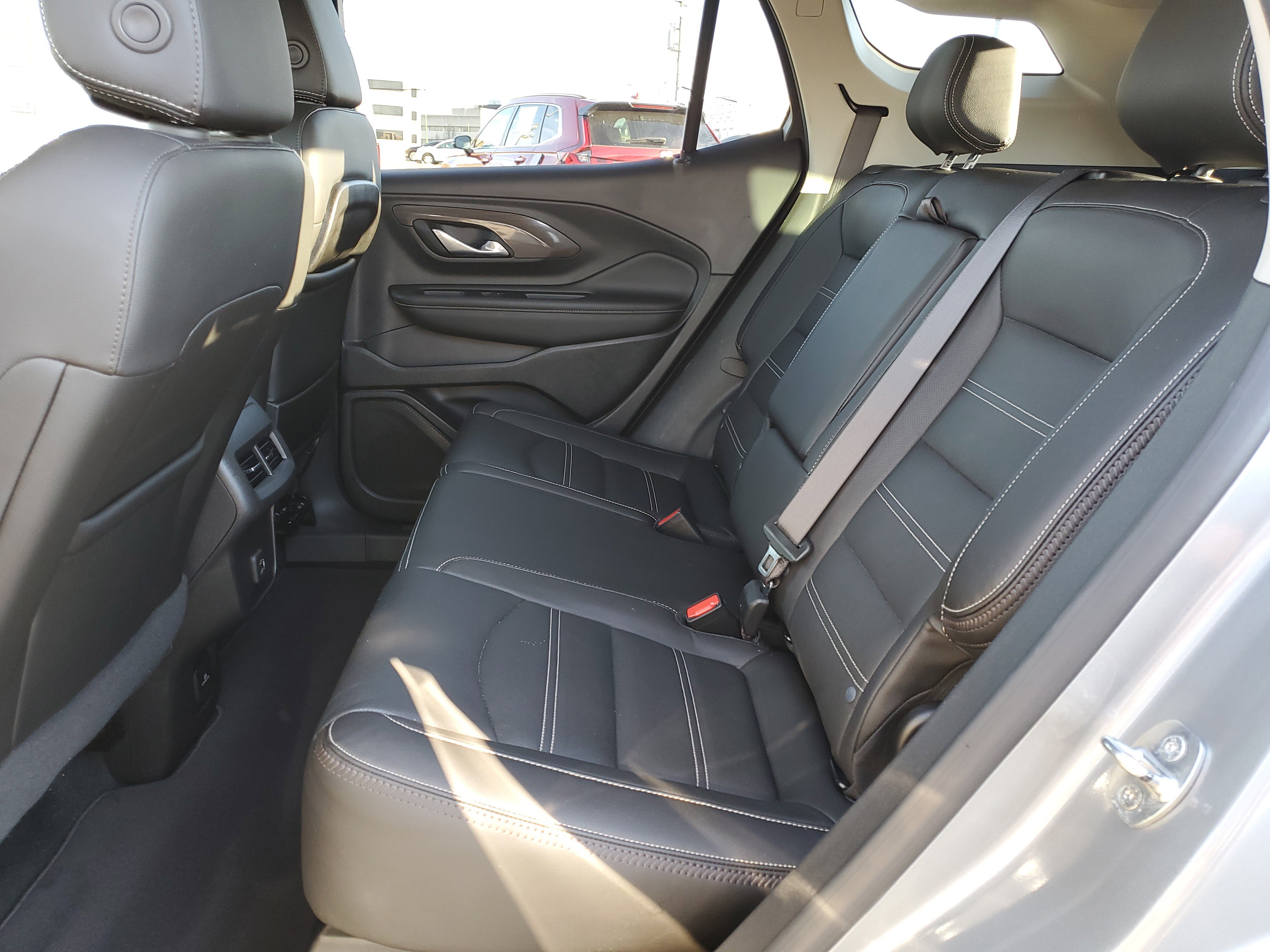 Used 2023 GMC Terrain Denali image 14