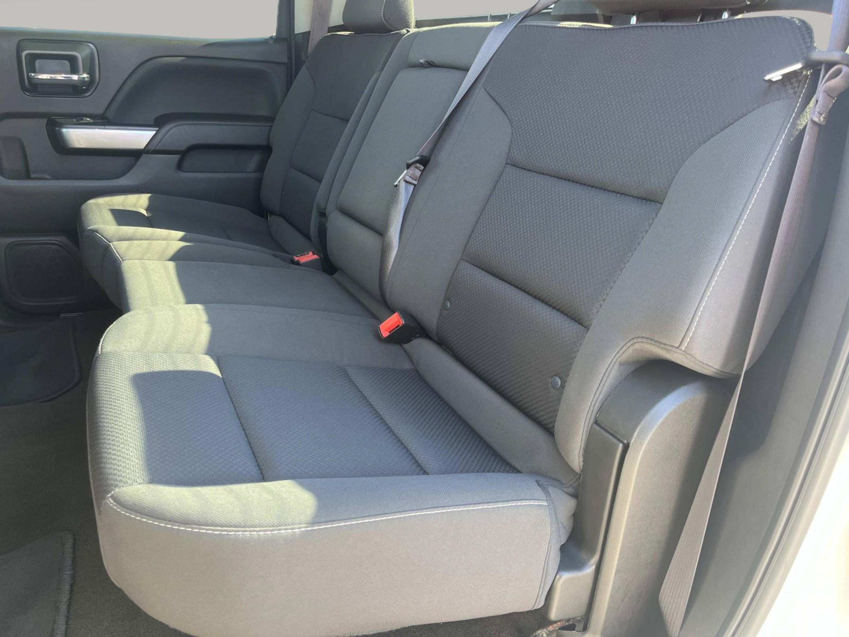 Used 2017 Chevrolet Silverado 1500 LT w/ All Star Edition AWD/4WD image 18