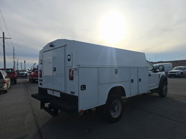 Used 2019 Ford F550 2WD Regular Cab Super Duty image 4