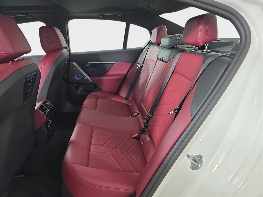 Used 2026 BMW 530i xDrive w/ Premium Package image 17