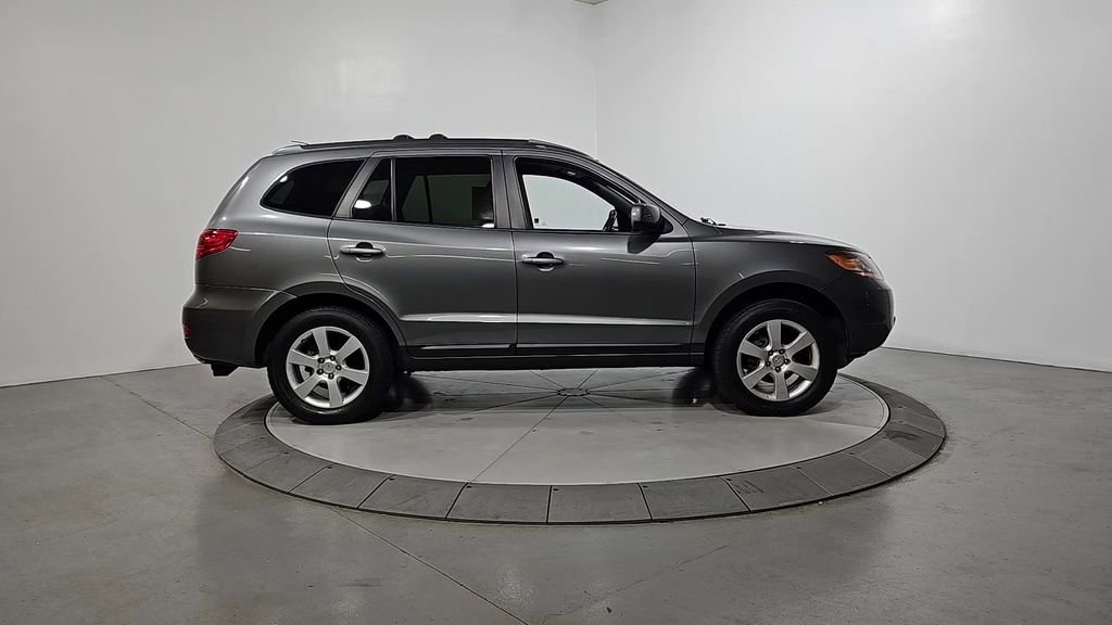Used 2009 Hyundai Santa Fe SE image 7