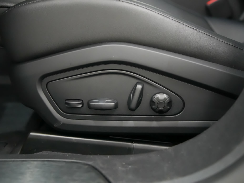 New 2026 Porsche Taycan AWD/4WD image 25