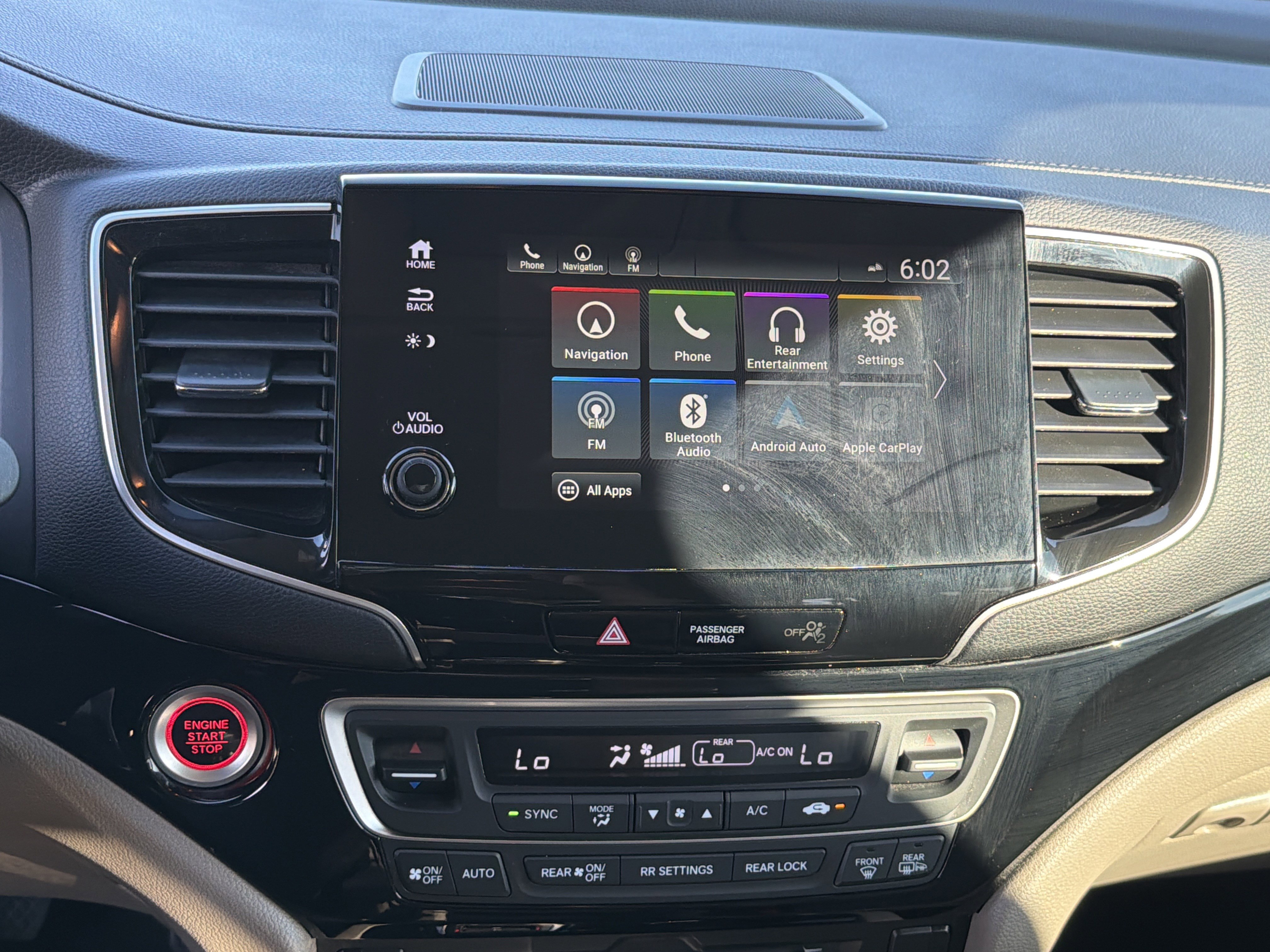 Used 2020 Honda Pilot Touring image 23