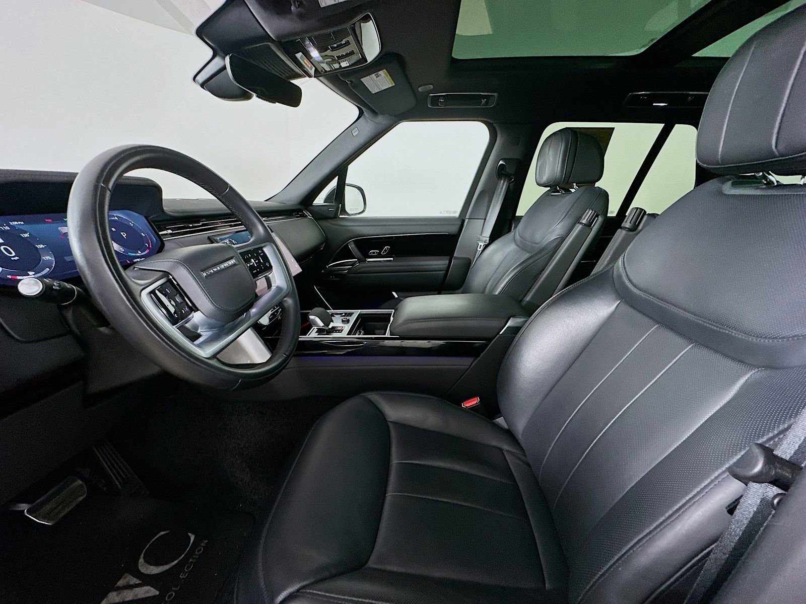 Used 2023 Land Rover Range Rover SE AWD/4WD image 31