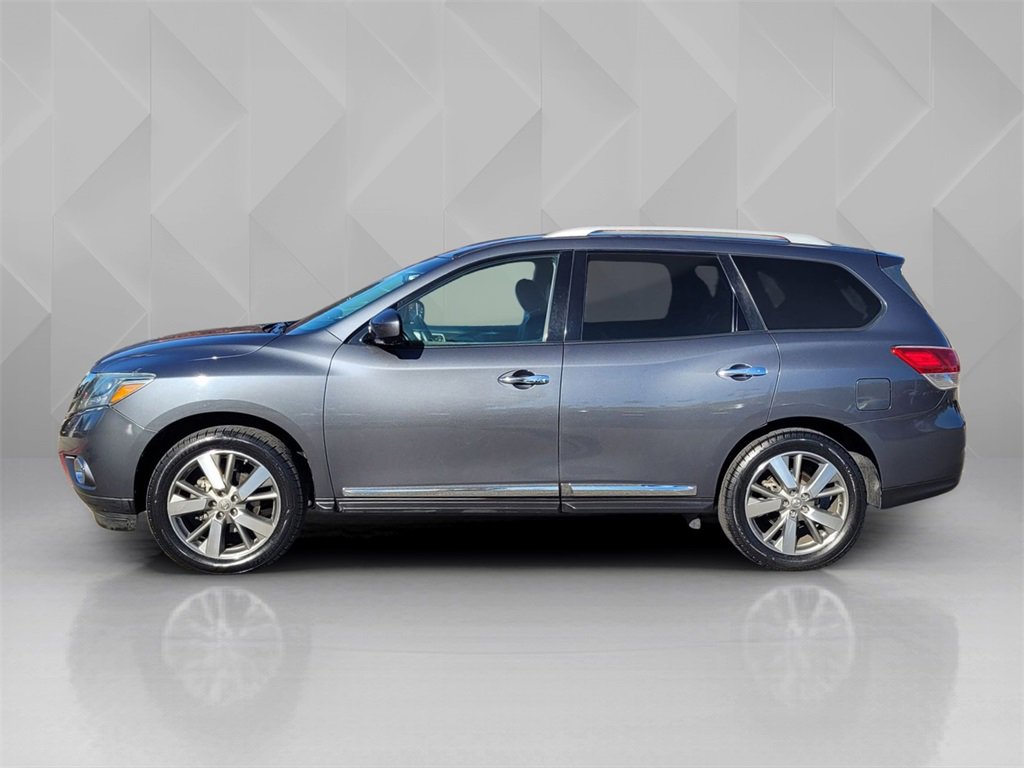 Used 2013 Nissan Pathfinder Platinum w/ Cargo Pkg image 8