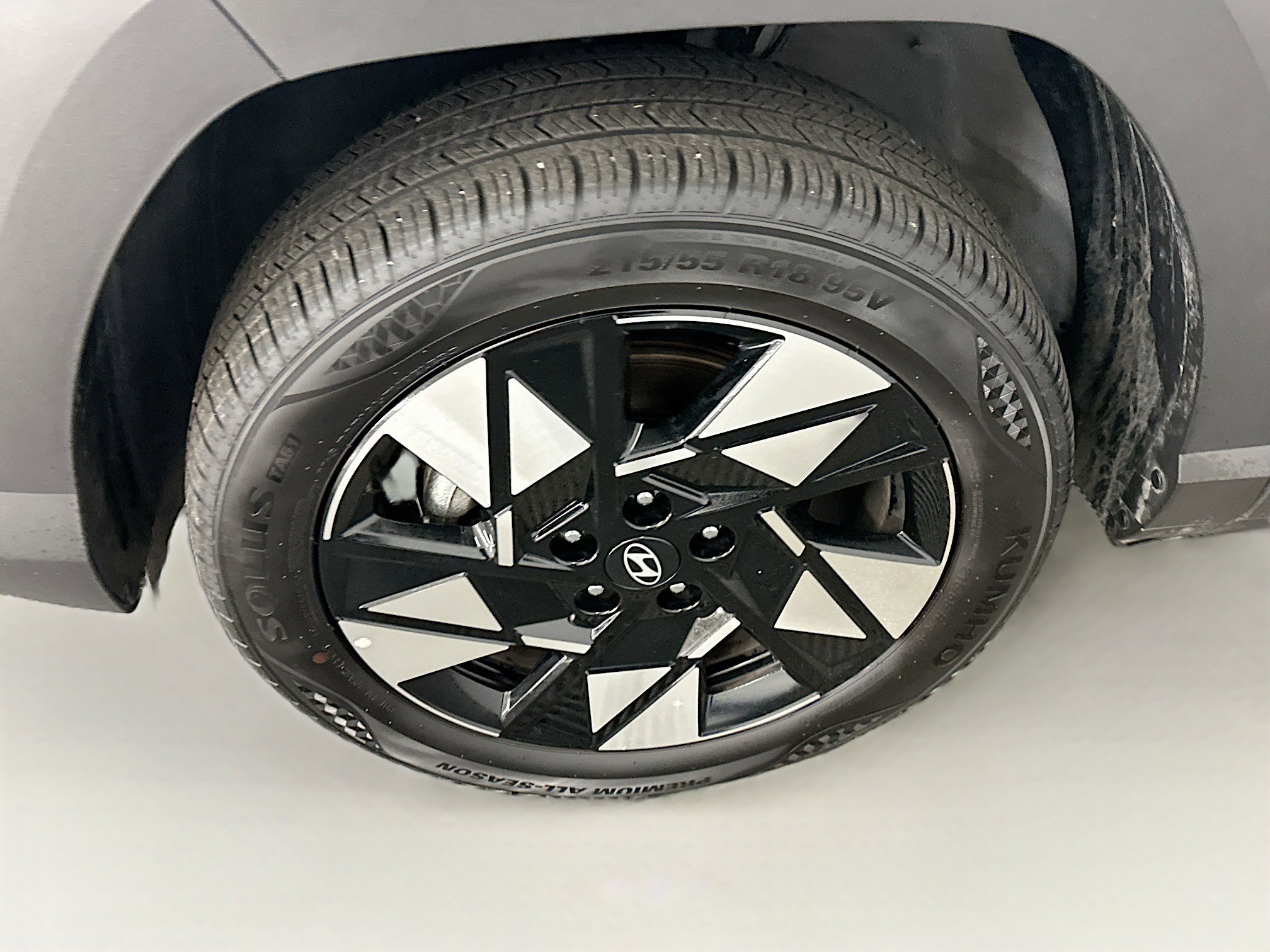 Used 2025 Hyundai Kona SEL image 11