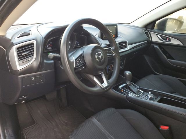 Used 2018 MAZDA MAZDA3 Sport w/ Preferred Equipment Package image 19