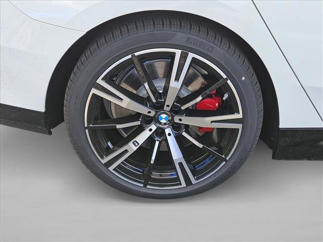 New 2025 BMW i5 M60 w/ Premium Package image 10