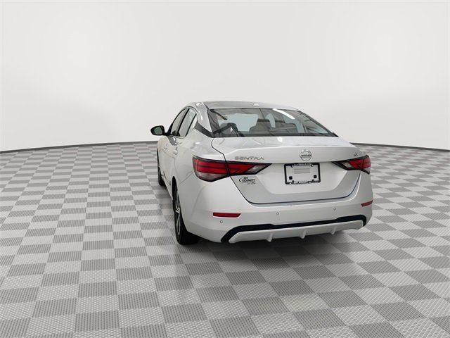 Used 2022 Nissan Sentra SV image 8