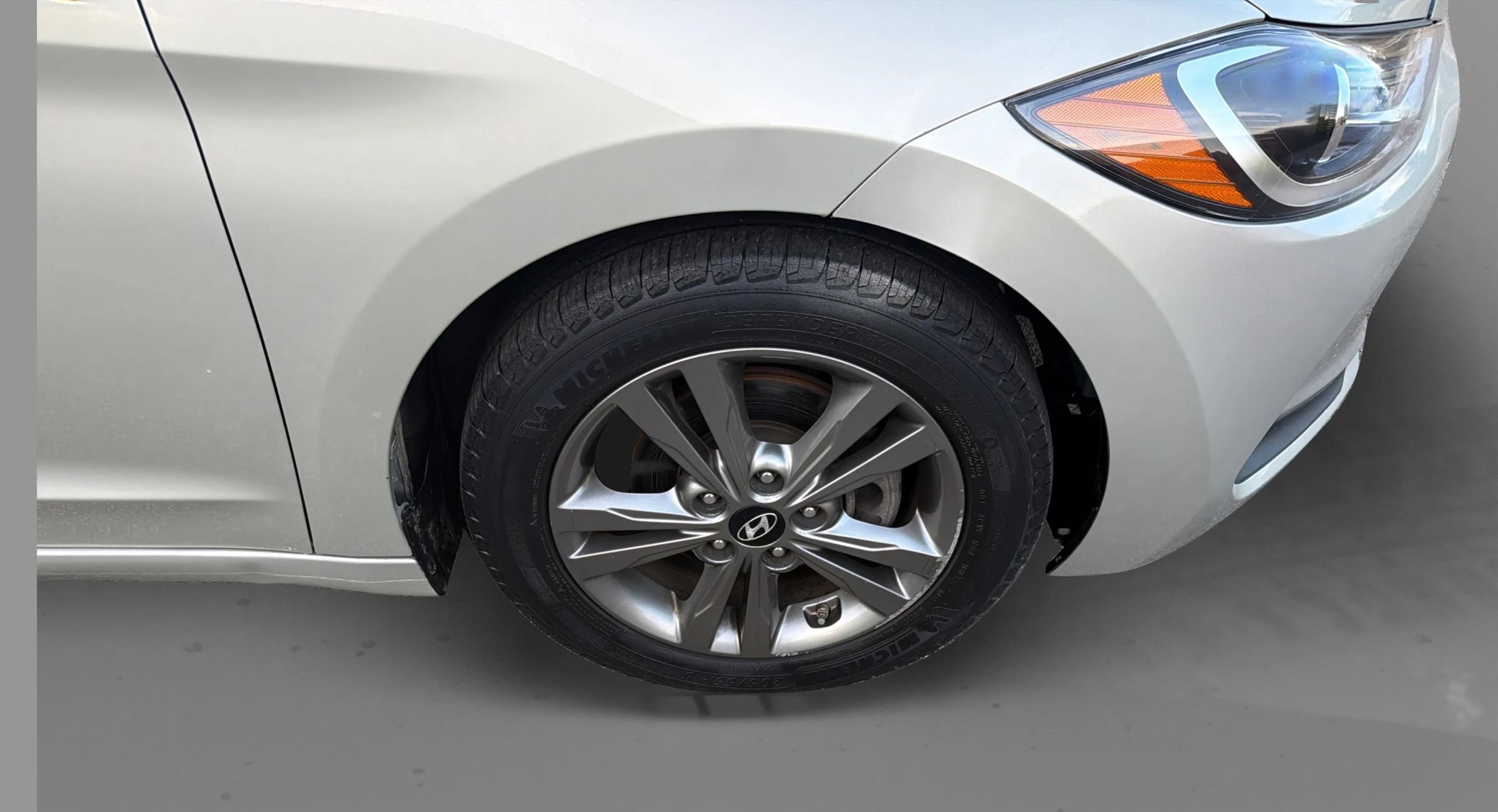 Used 2017 Hyundai Elantra SE FWD image 25