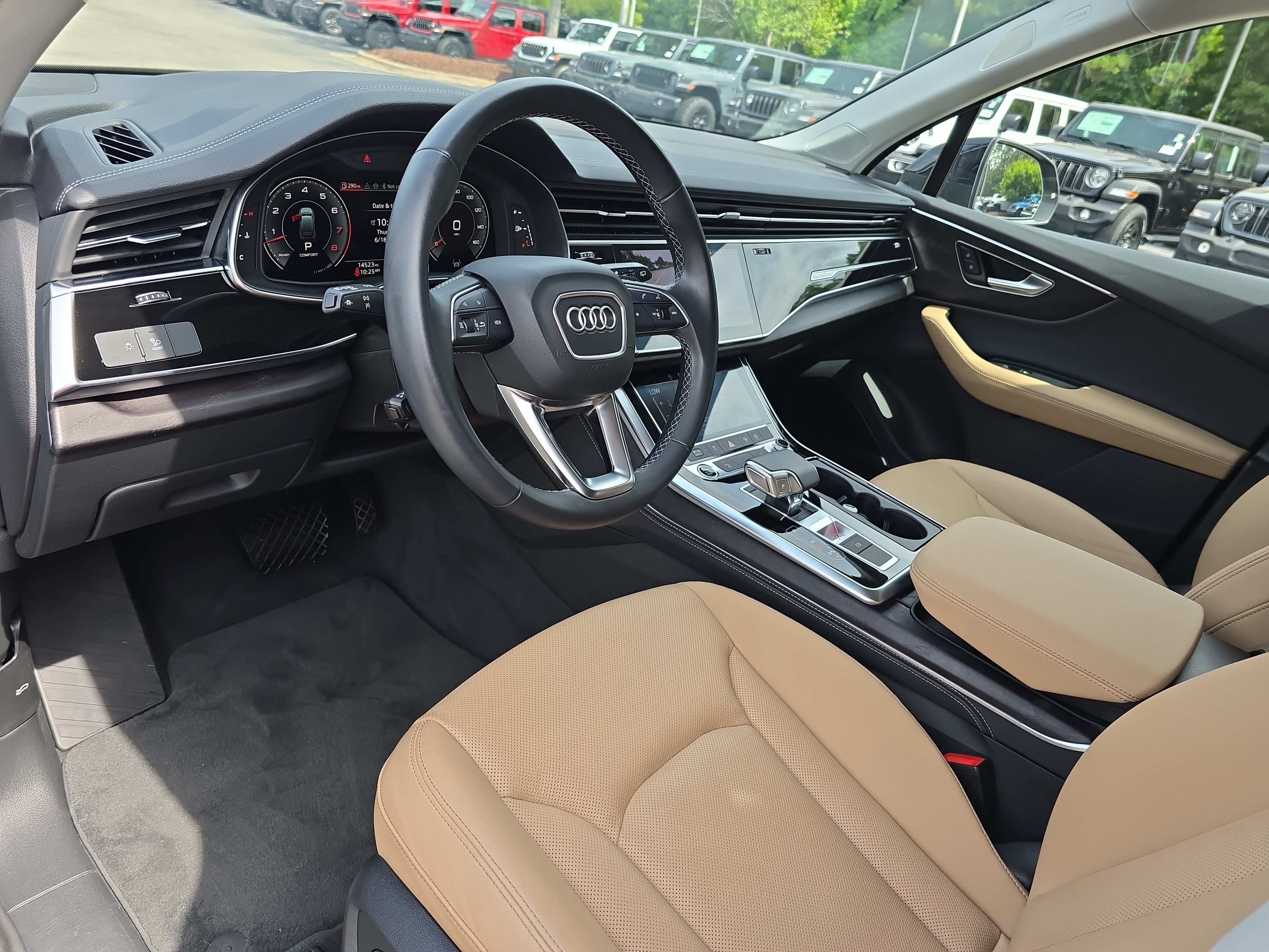 Used 2025 Audi Q7 3.0T Premium Plus AWD/4WD image 18