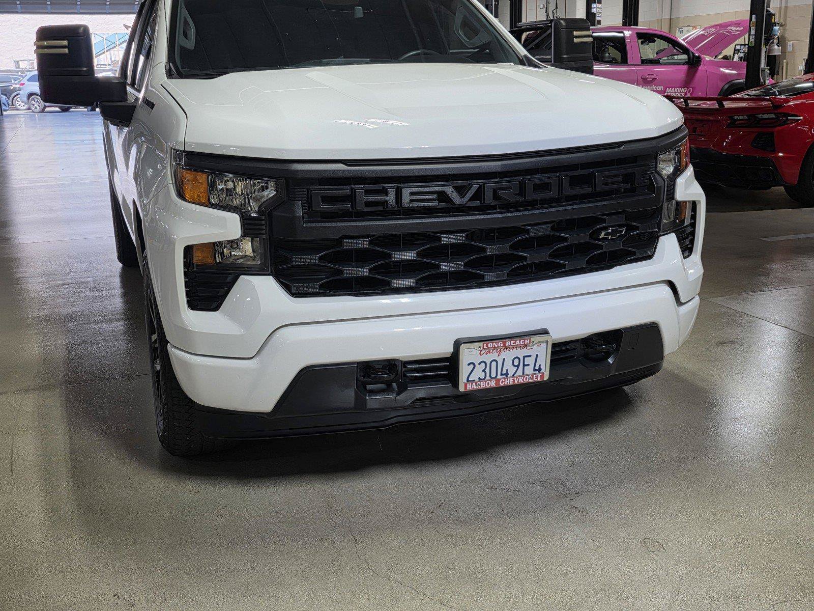 Used 2023 Chevrolet Silverado 1500 Custom w/ LPO, Dark Essentials Package AWD/4WD image 9