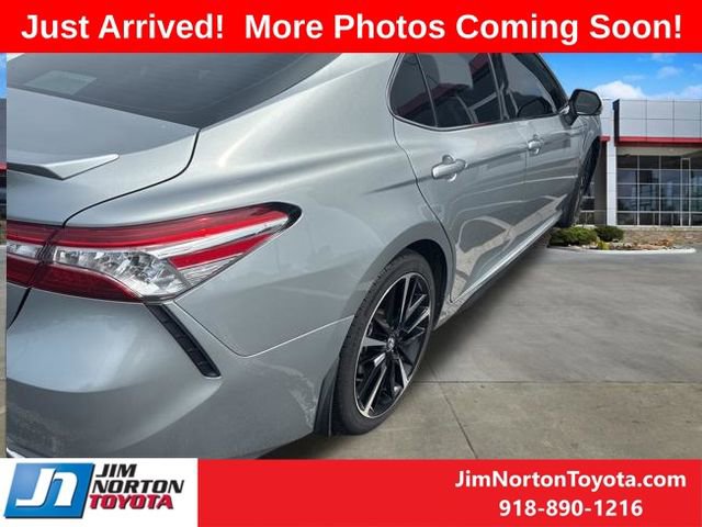 Used 2020 Toyota Camry XSE FWD image 5