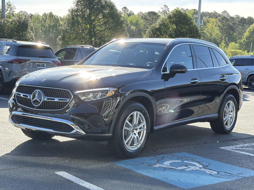 Certified 2025 Mercedes-Benz GLC 300 4MATIC image 7