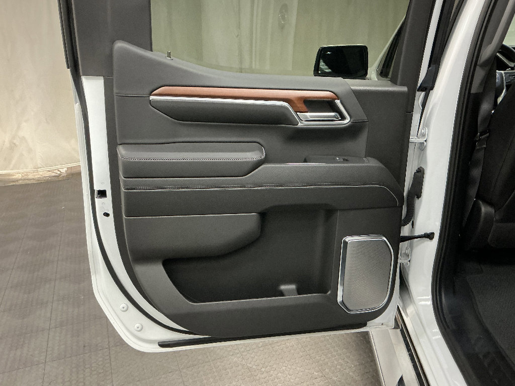Used 2023 GMC Sierra 1500 Denali AWD/4WD image 29