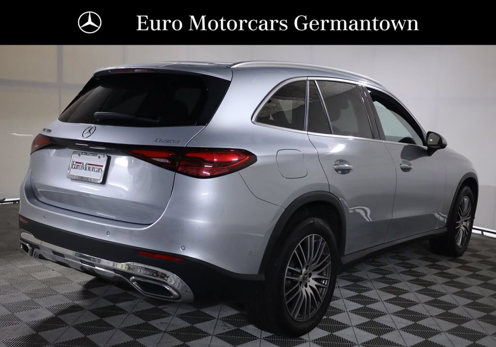 Used 2024 Mercedes-Benz GLC 300 4MATIC image 6
