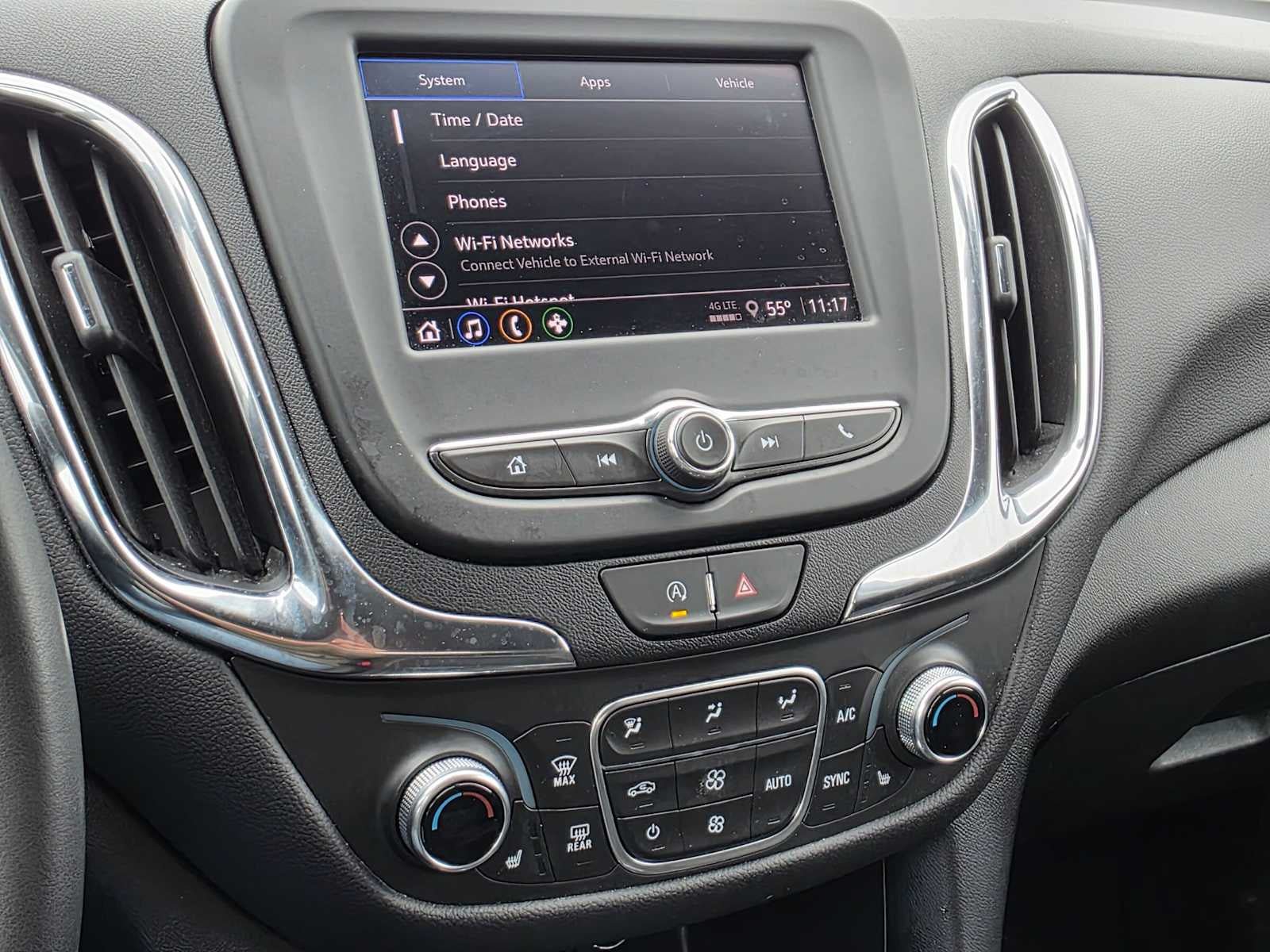 Used 2024 Chevrolet Equinox LT AWD/4WD image 26