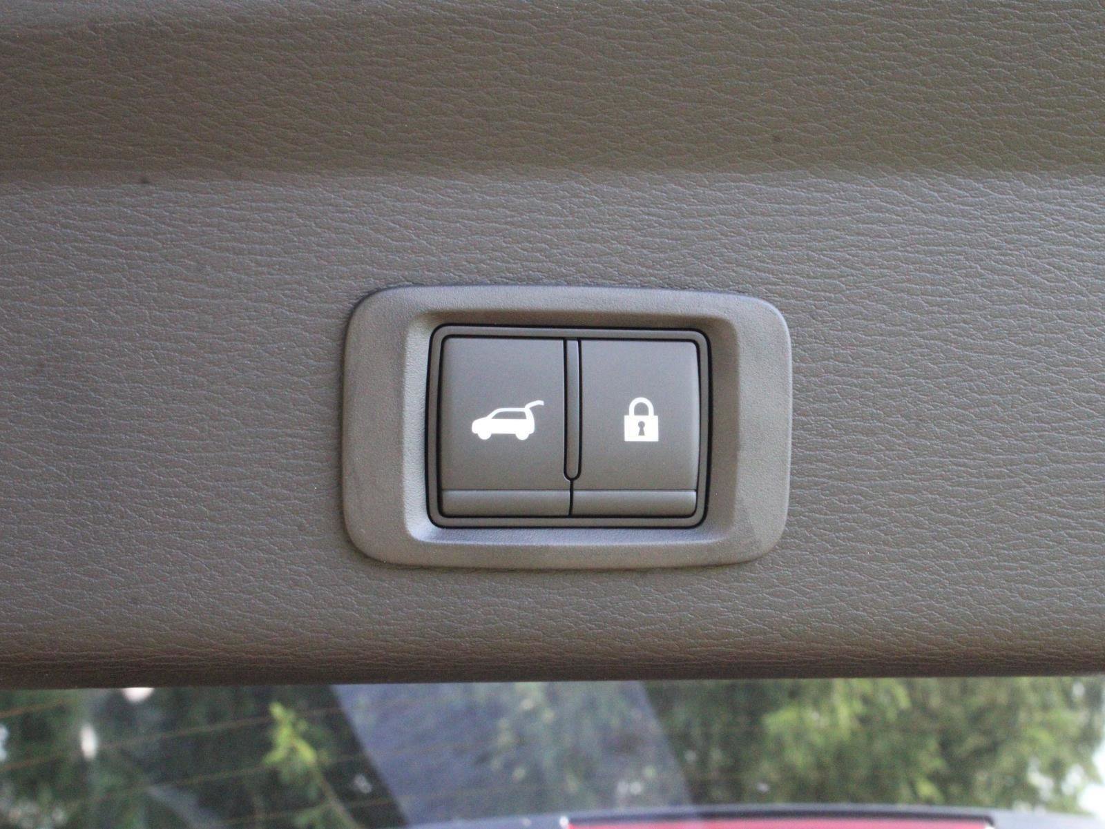 New 2025 Mitsubishi Outlander SEL image 13