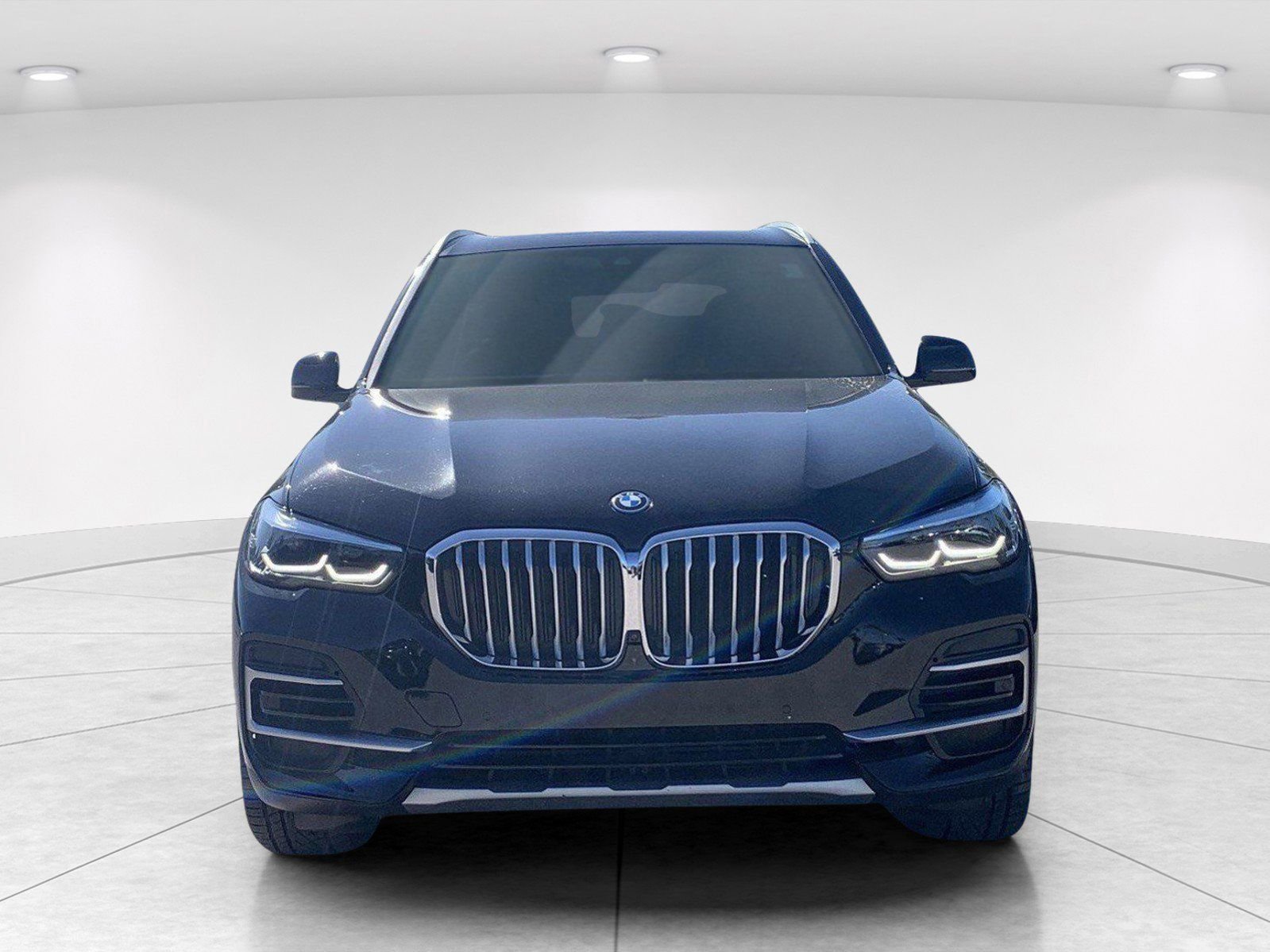 Used 2023 BMW X5 xDrive45e image 8