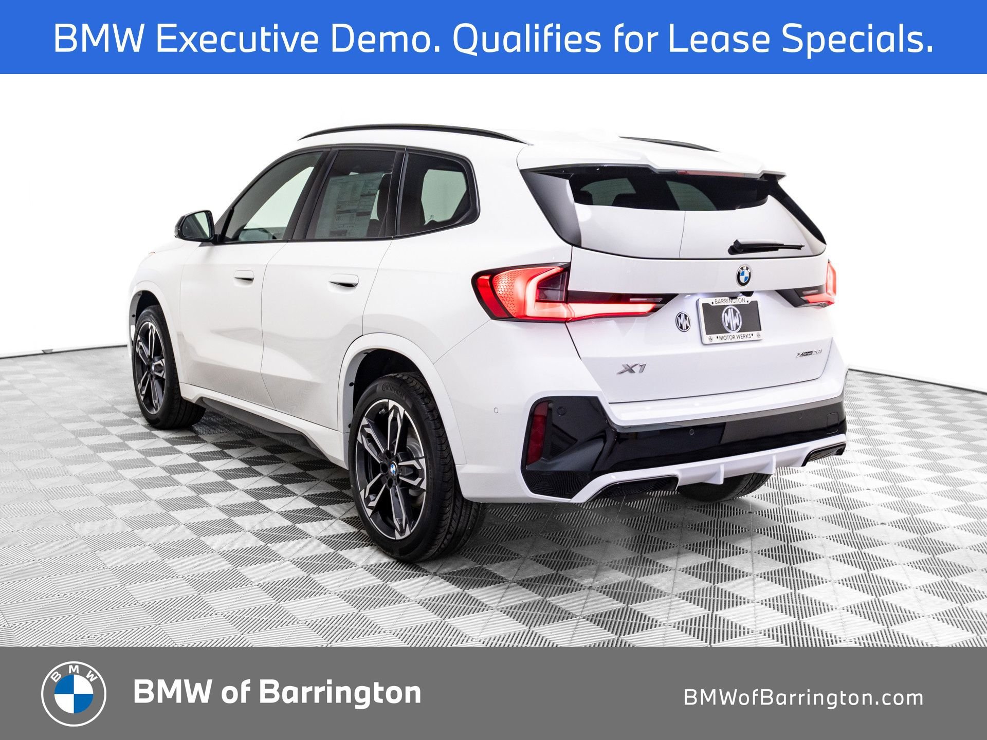 New 2026 BMW X1 xDrive28i w/ Technology Package AWD/4WD image 3