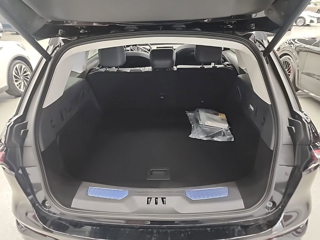 New 2026 Lincoln Nautilus Reserve w/ Jet Appearance Package image 15