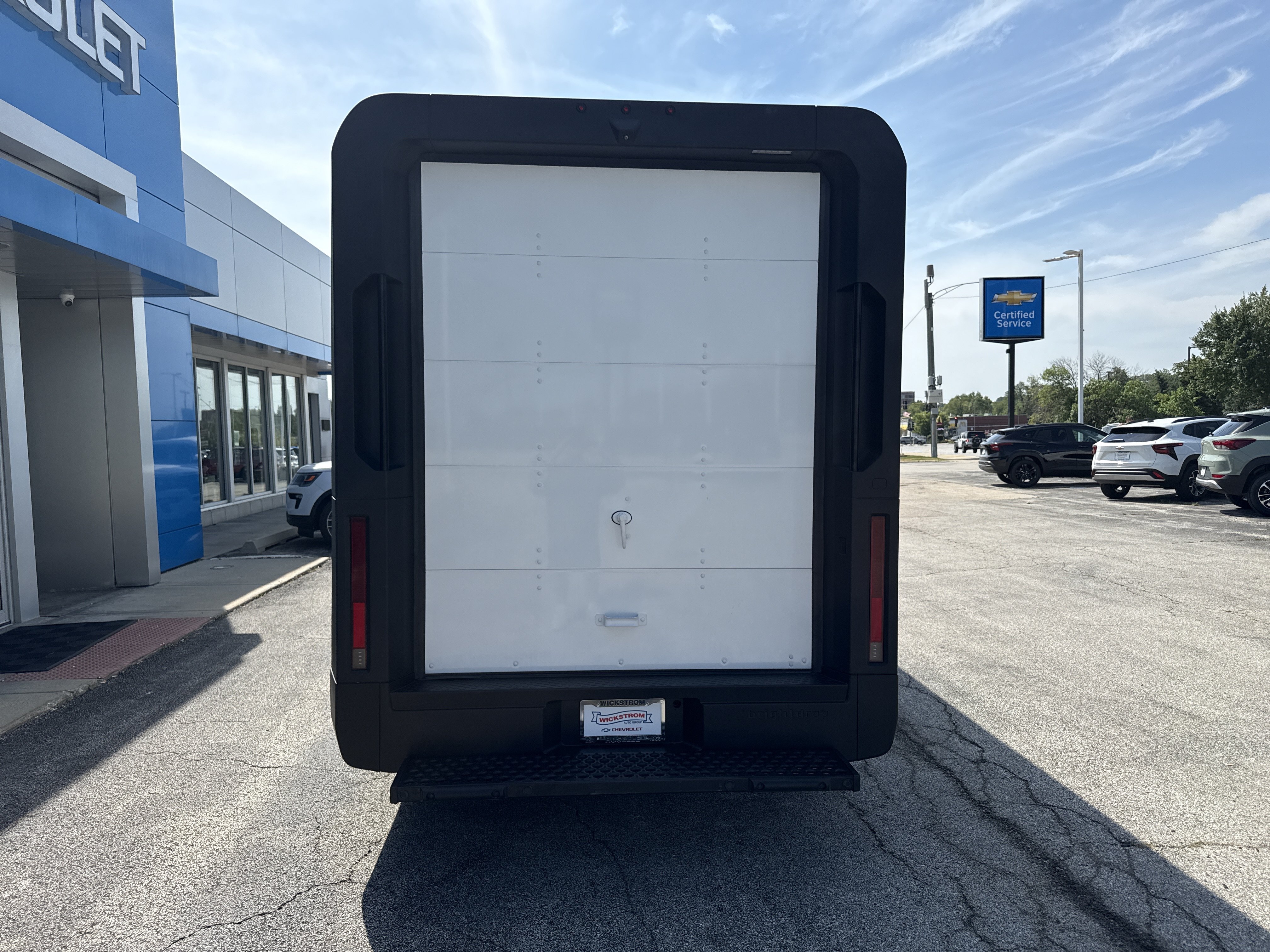 Used 2023 Chevrolet Brightdrop 600 w/ Active Safety Package 2 AWD/4WD image 9