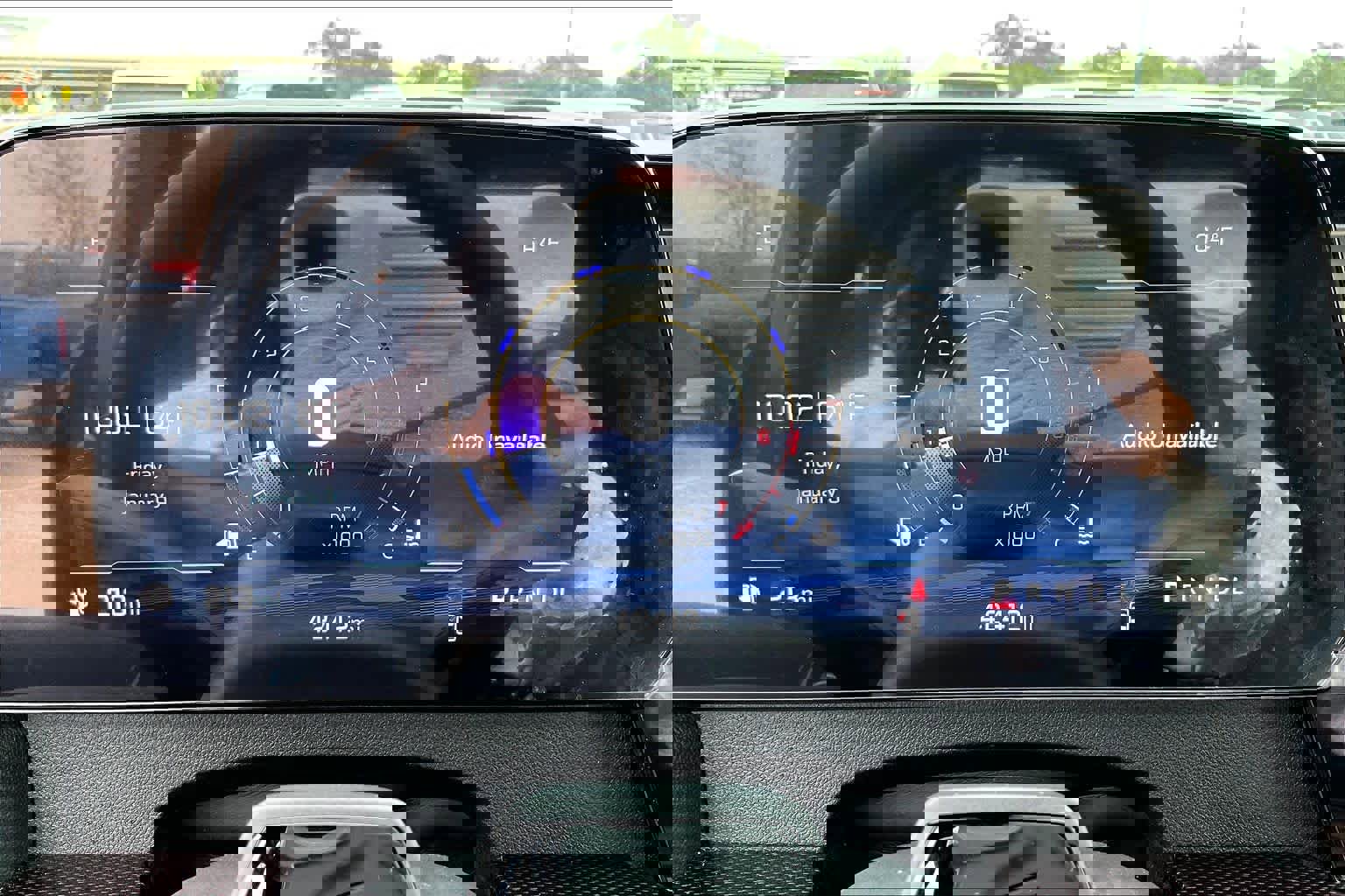 Used 2024 Chevrolet Traverse RS image 25