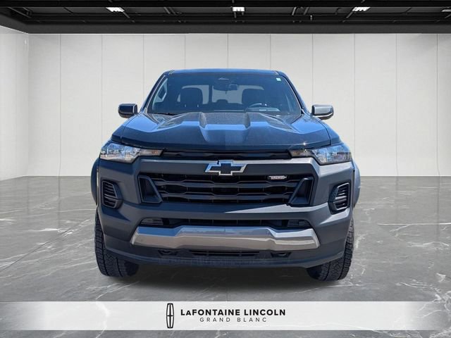 Used 2024 Chevrolet Colorado Trail Boss w/ Advanced Trailering Package AWD/4WD image 8