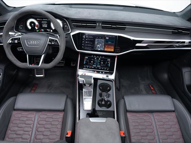 Used 2025 Audi RS 6 performance image 18