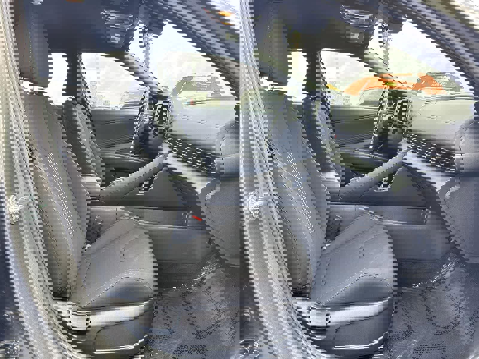 Certified 2025 Hyundai Elantra Sport image 37