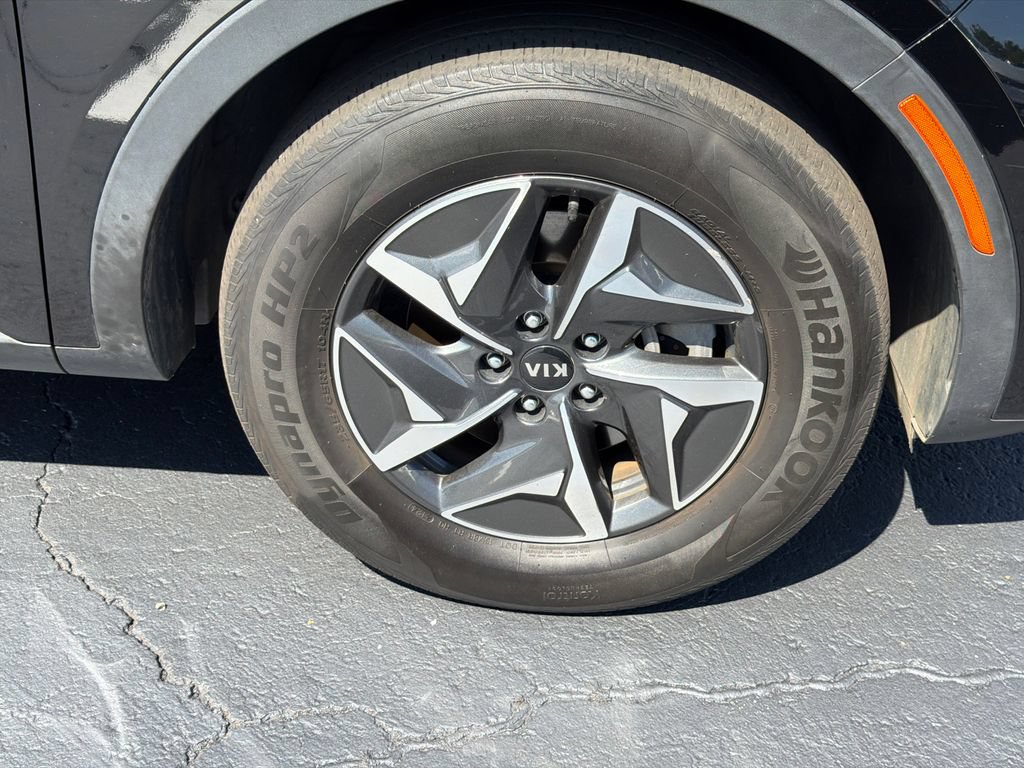 Used 2021 Kia Sorento EX FWD image 13