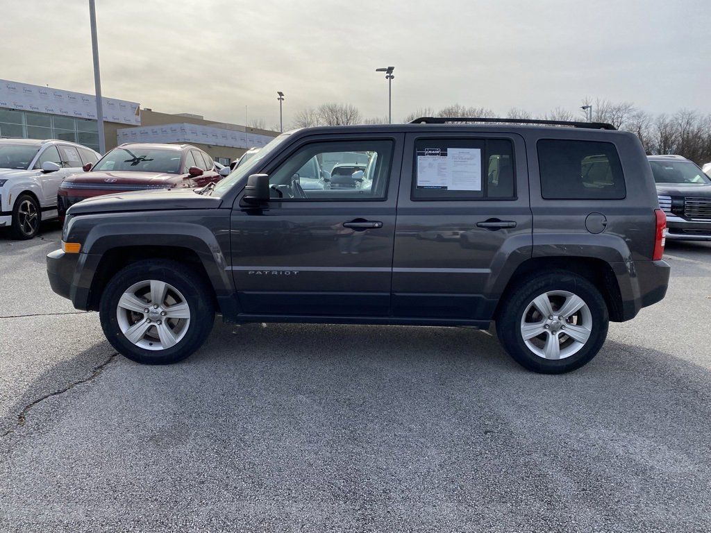 Used 2017 Jeep Patriot Latitude image 4