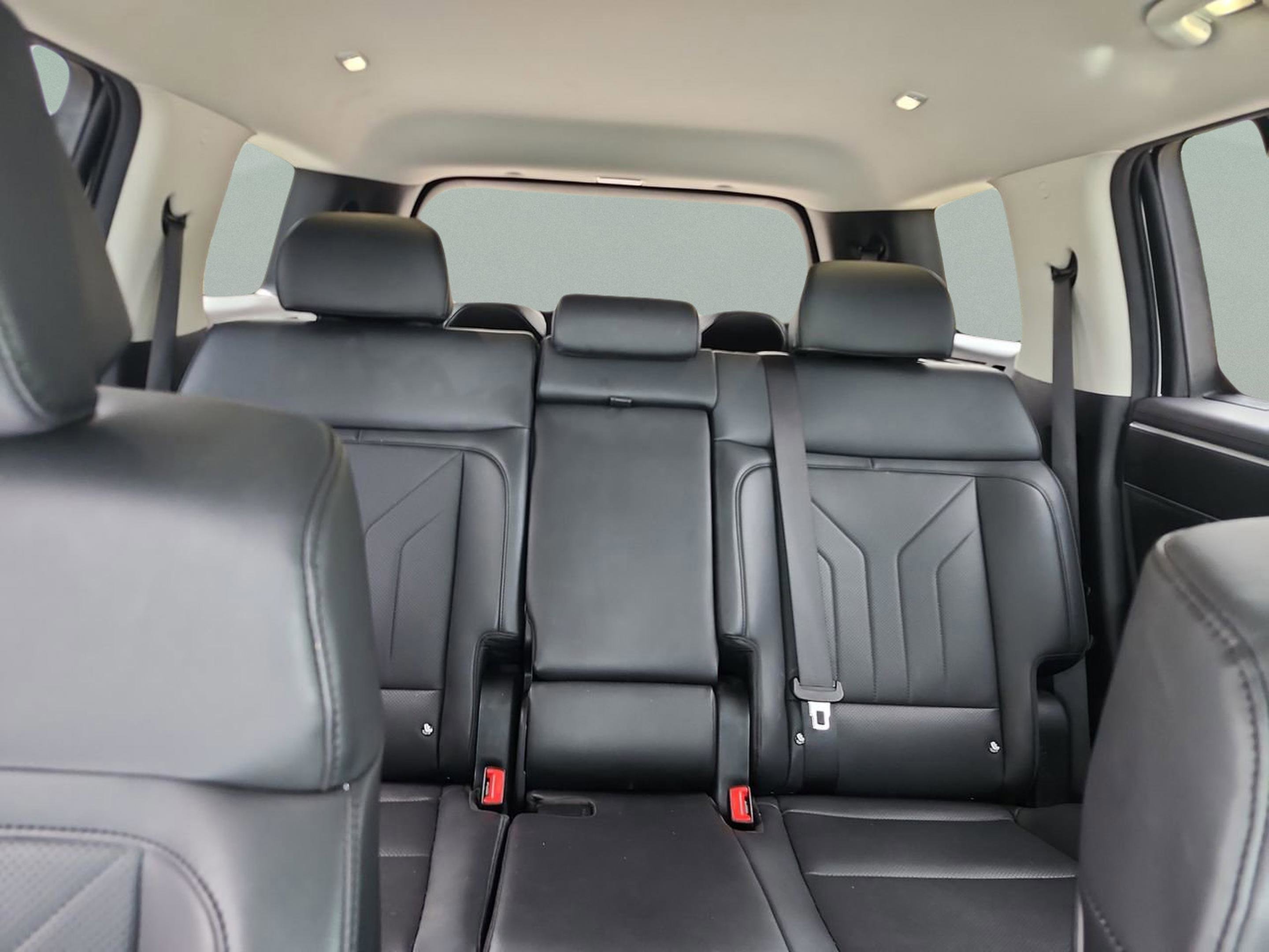 Used 2024 Hyundai Santa Fe XRT image 17