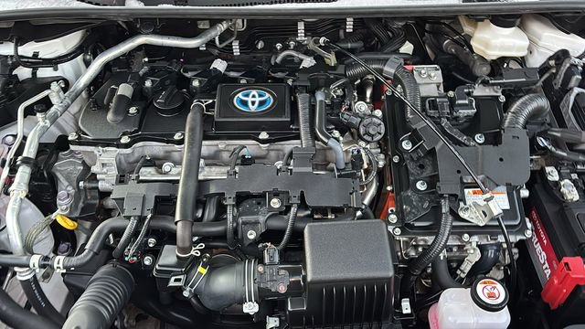 Used 2024 Toyota Corolla LE image 33