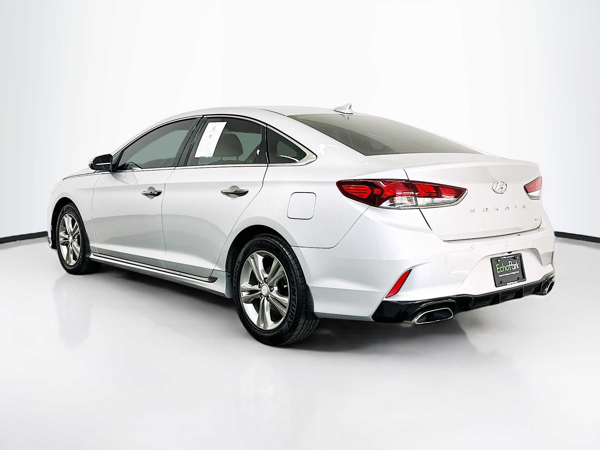 Used 2019 Hyundai Sonata Sport w/ Cargo Package image 5