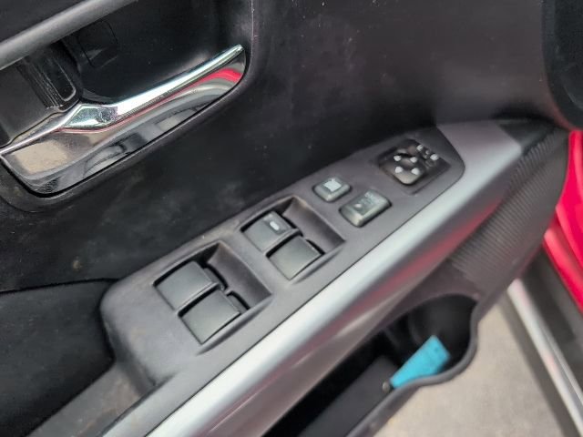 Used 2012 Mitsubishi Outlander SE image 13