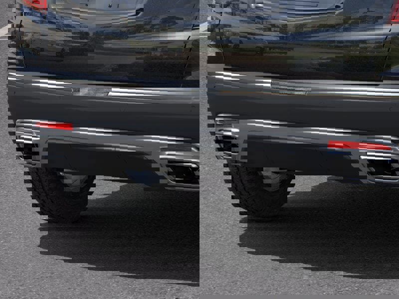 New 2025 Cadillac XT5 Premium Luxury w/ LPO, Floor Liner Package image 14